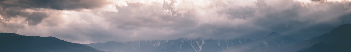 Berglandschaft bei Kōfu in der historischen Region Kai