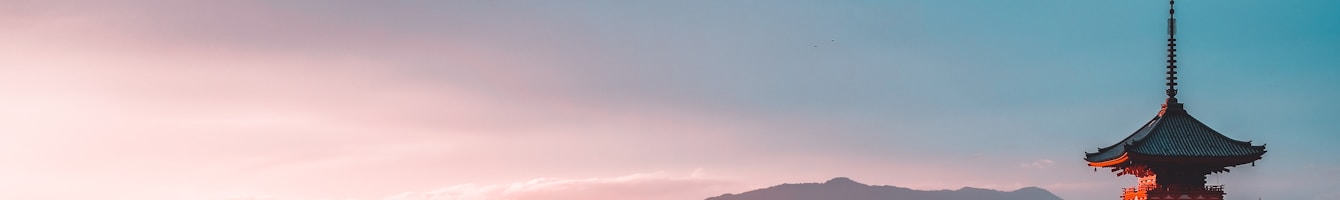Historische Anlage in Nikkō als Header für die Tokugawa-Seite